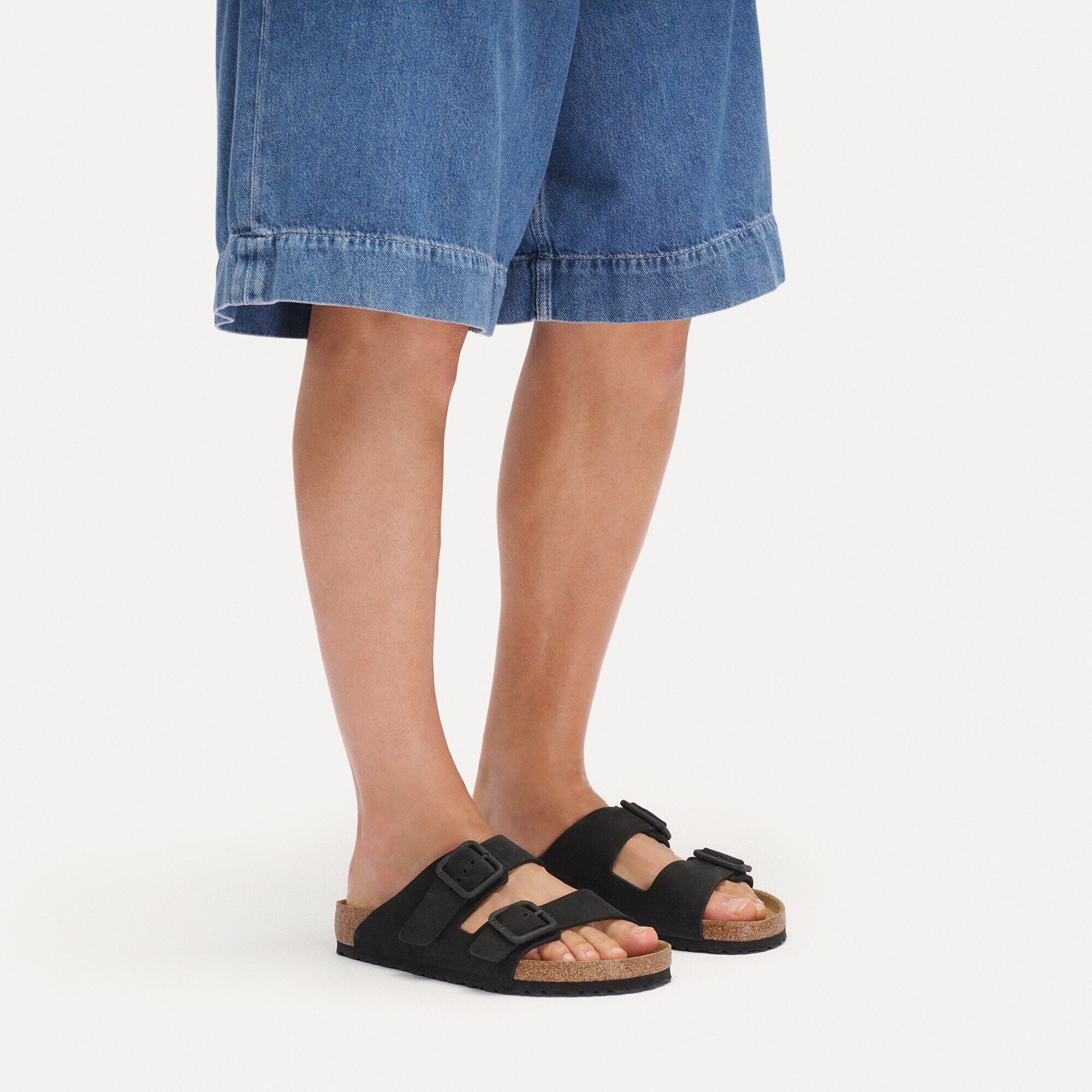 Arizona Wire Buckle Nubuck Leather