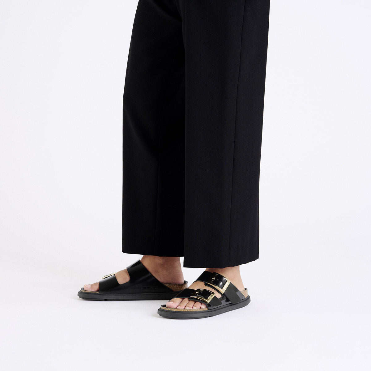 Arizona Droplet Buckle Natural Leather Patent